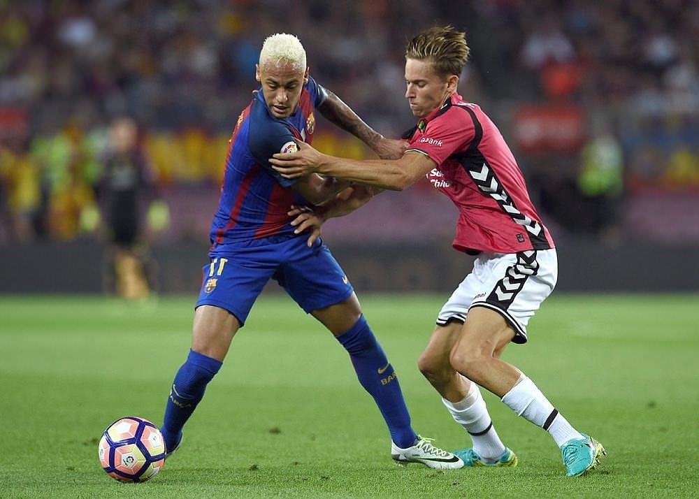 Neymar, 40 milyon Euro’luk teklifi reddetti!