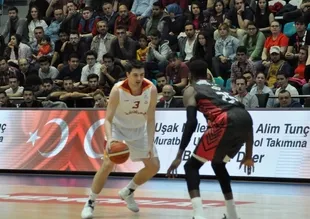 G.Saray deplasmanda Muratbey Uşak'ı devirdi