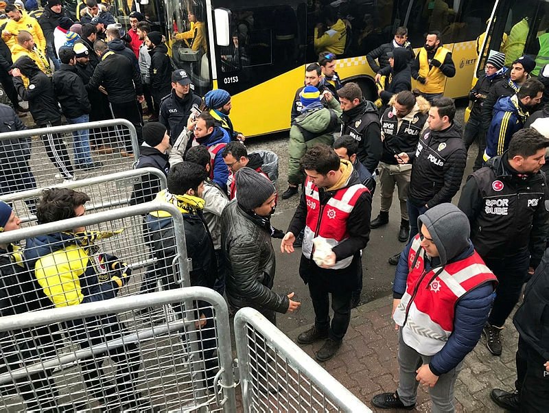 Fenerbahçe taraftarı Vodafone Park’ta