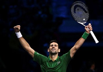 Djokovic 3'te 3 yaptı!