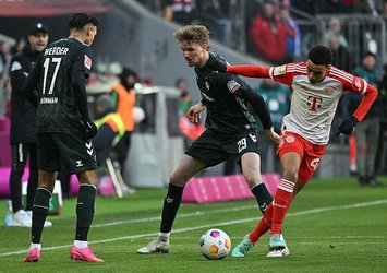 Bayern'e evinde şok!