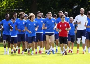 Antalyaspor'da kriz devam ediyor