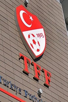 PFDK, Galatasaray ve Trabzonspor'a para cezası verdi