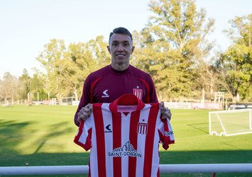 Muslera resmen Estudiantes'te!