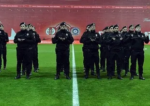 Şehitlere saygı maçında büyük gelir!