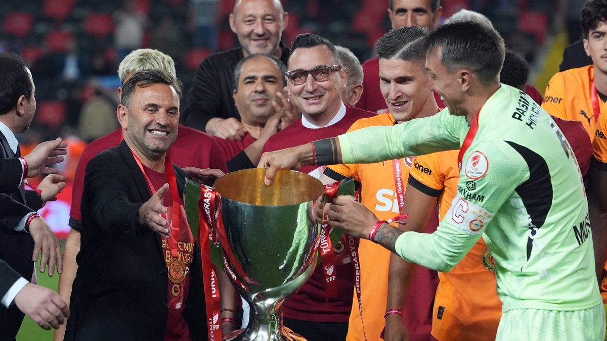 Galatasaray şampiyonluk için sahada! İşte Okan Buruk'un Bellona Kayserispor maçı 11'i Galatasaray şampiyonluk için sahada! İşte Okan Buruk'un Bellona Kayserispor maçı 11'i