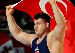 Rıza Kayaalp Avrupa şampiyonu!