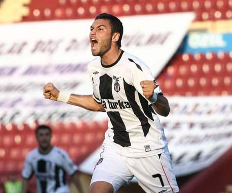 Burak Yılmaz için Beşiktaş’la konuşabiliriz