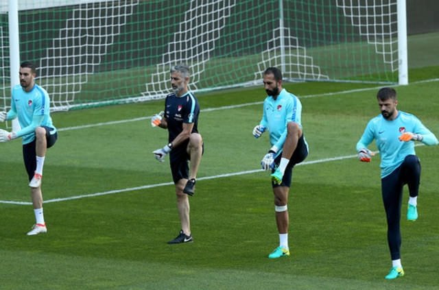 Hangi futbolcu ne kadar prim aldı?