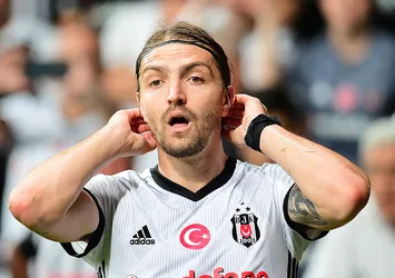 Caner Erkin'e 'Dolar'lı tepki