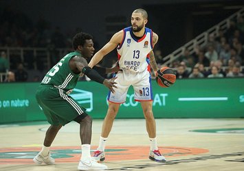 Anadolu Efes Ergin Ataman'lı Pana'ya karşı kayıp!