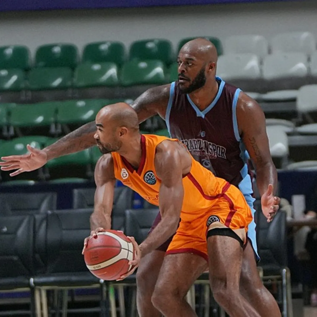 Galatasaray MCT Technic Trabzonspor'u yenerek finale yükseldi