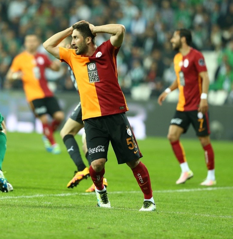 Sabri Sarıoğlu, Galatasaray’dan ayrılıyor mu?
