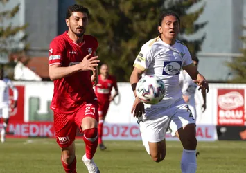 Akhisarspor'dan kritik galibiyet!