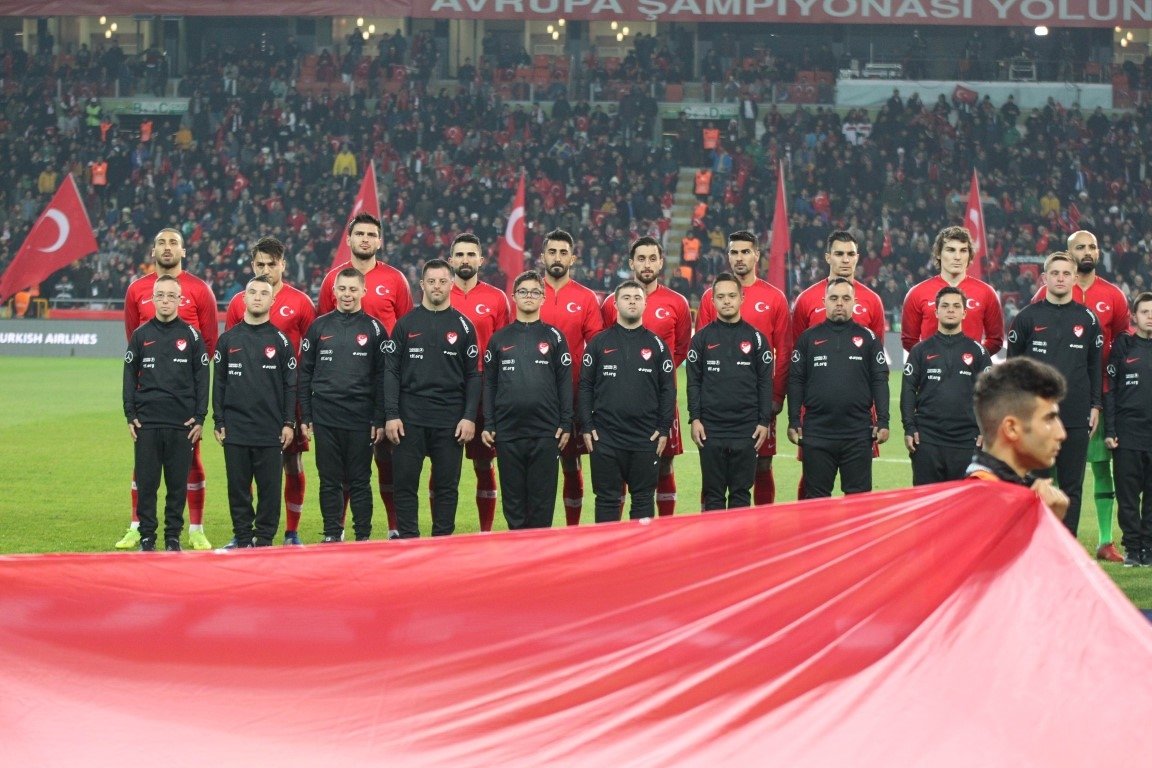 Türkiye İsveç maçından kareler