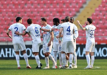 Rizespor deplasmanda kazandı!