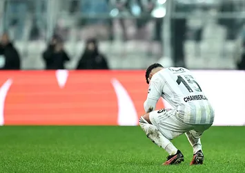 Kartal yarıştan uzaklaştı!