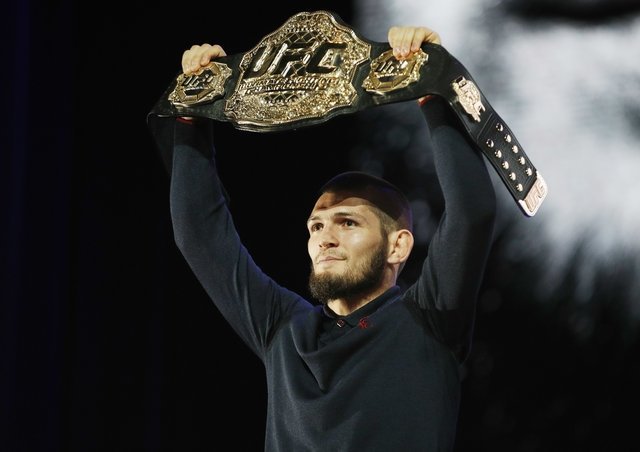 Dünya Khabib Nurmagomedov’u konuşuyor