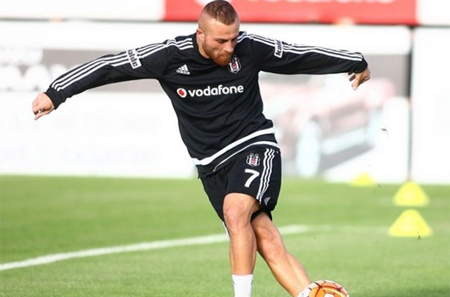 Trabzonspor’a bir Beşiktaşlı daha