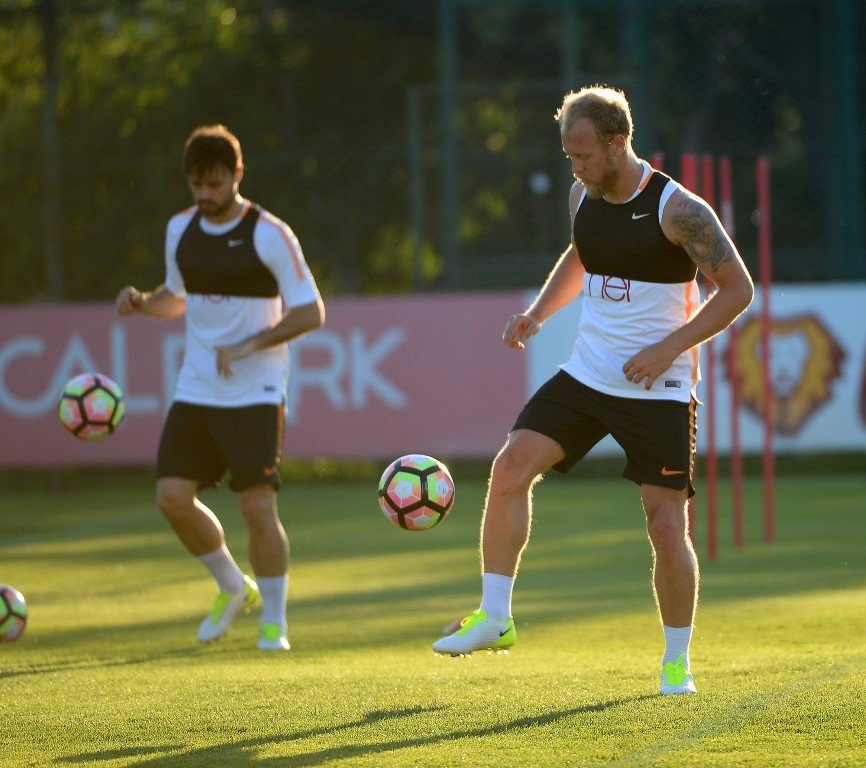 Galatasaray’da büyük temizlik