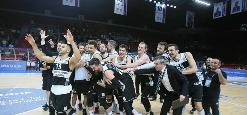 Beşiktaş yarı finalde