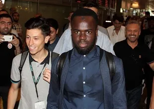 Galatasaray, Tiote'nin transferinden vazgeçti