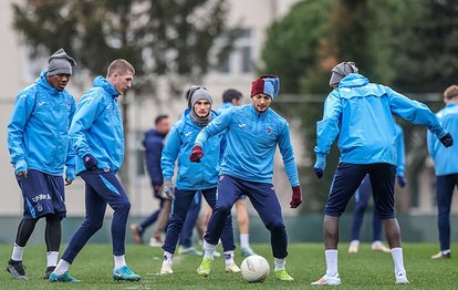 Trabzonspor 3 puan peşinde! İşte Şenol Güneş’in Net Global Sivasspor maçı muhtemel 11’i