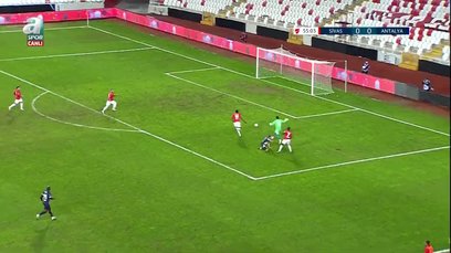 bunyamin balci sivasspor antalyaspor macinda bos kaleye golu atamadi