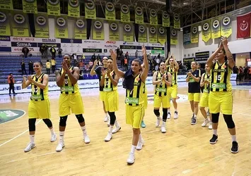 Kraliçelere yeni sponsor