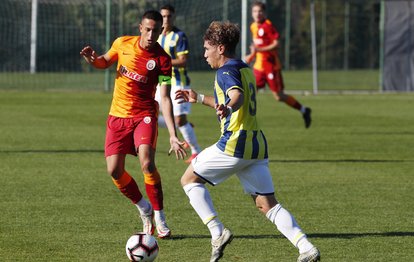 Galatasaray Fenerbahçe U19 maçında dostluk rüzgarı!