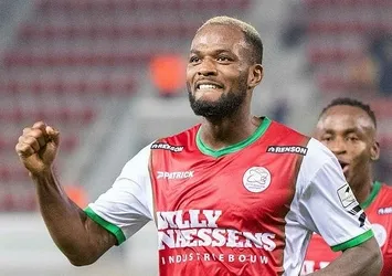 Cyle Larin'den 12 gole katkı