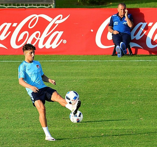 Galatasaray’dan Emre Mor’a yakın markaj