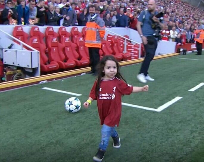 İşte Mohamed Salah’ın eşi ve kızı