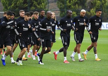 Beşiktaş'ın Denizli kafilesi açıklandı! 4 isim kadroda yok