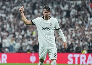 Beşiktaş'a Vlahovic'ten müjdeli haber!