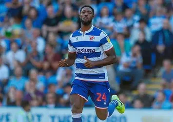 Tyler Blackett serbest kalıyor