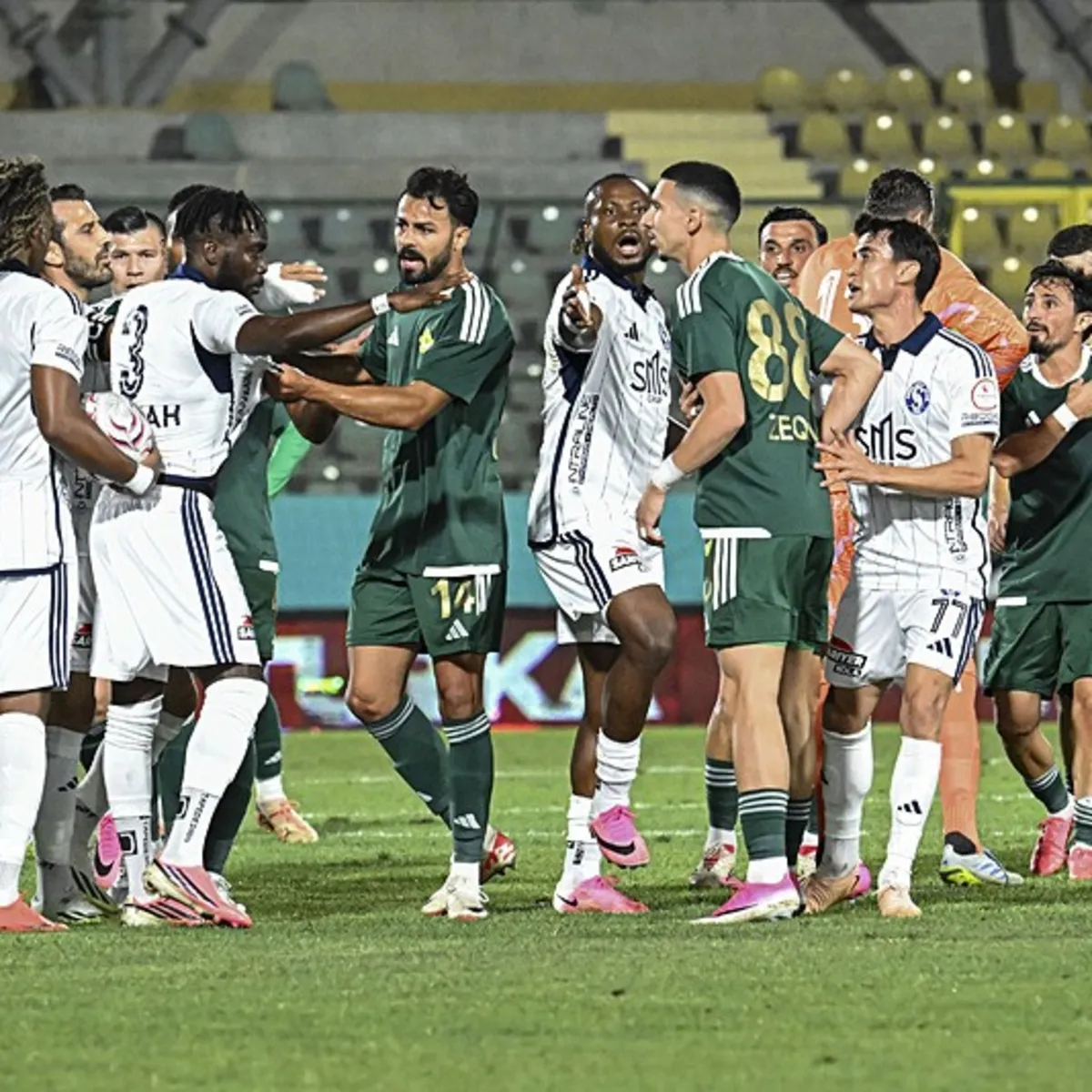 Erokspor, Sarıyer Karşısında Son Dakikada Beraberliği Yakaladı