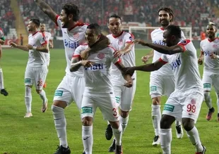 Antalyaspor, Adanaspor'u tek golle geçti