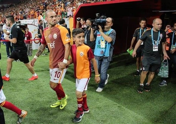 Galatasaray-Çaykur Rizespor maçına damga vurdular