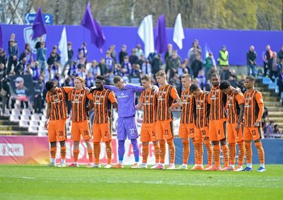 Arda Turan’lı S. Donetsk’in maçında hava saldırısı alarmı!