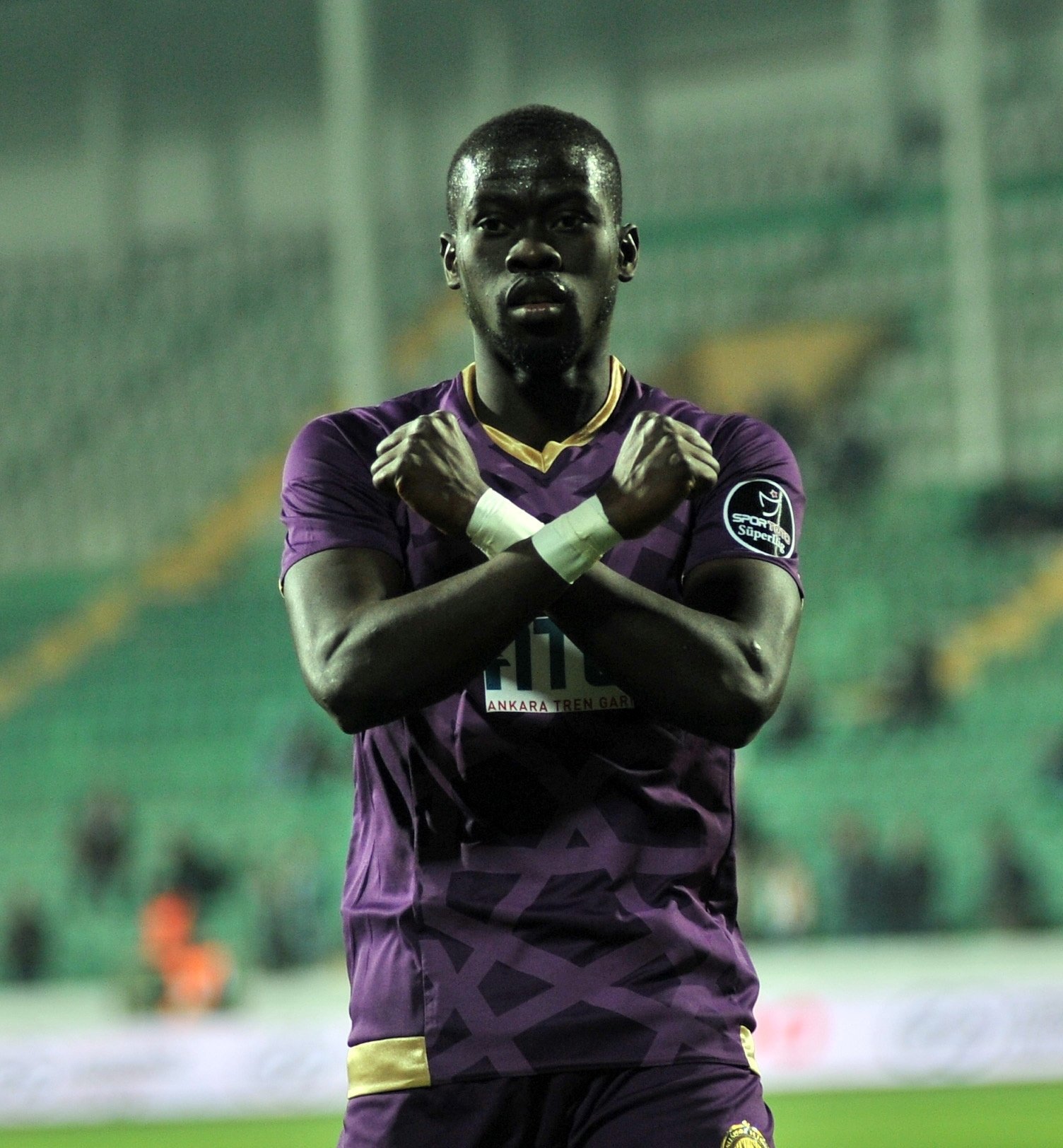Galatasaray taraftarından Ndiaye transferine tepki!