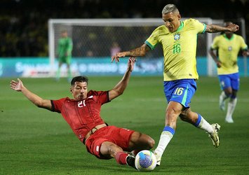 F.Bahçe'ye Sambacı sol bek! 'Arana'n kan bulundu