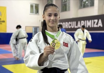 İsrailli rakibini yendi madalyasını Filistinlilere armağan etti