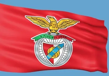 Maç sonunda Benfica'ya taşlı saldırı!