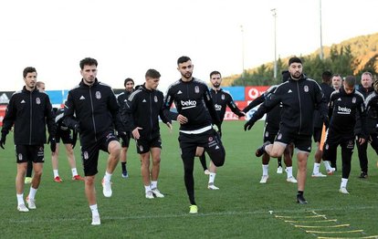 SON DAKİKA: Beşiktaş’ın Borussia Dortmund maçı kadrosu açıklandı! 3 isim kafilede yok