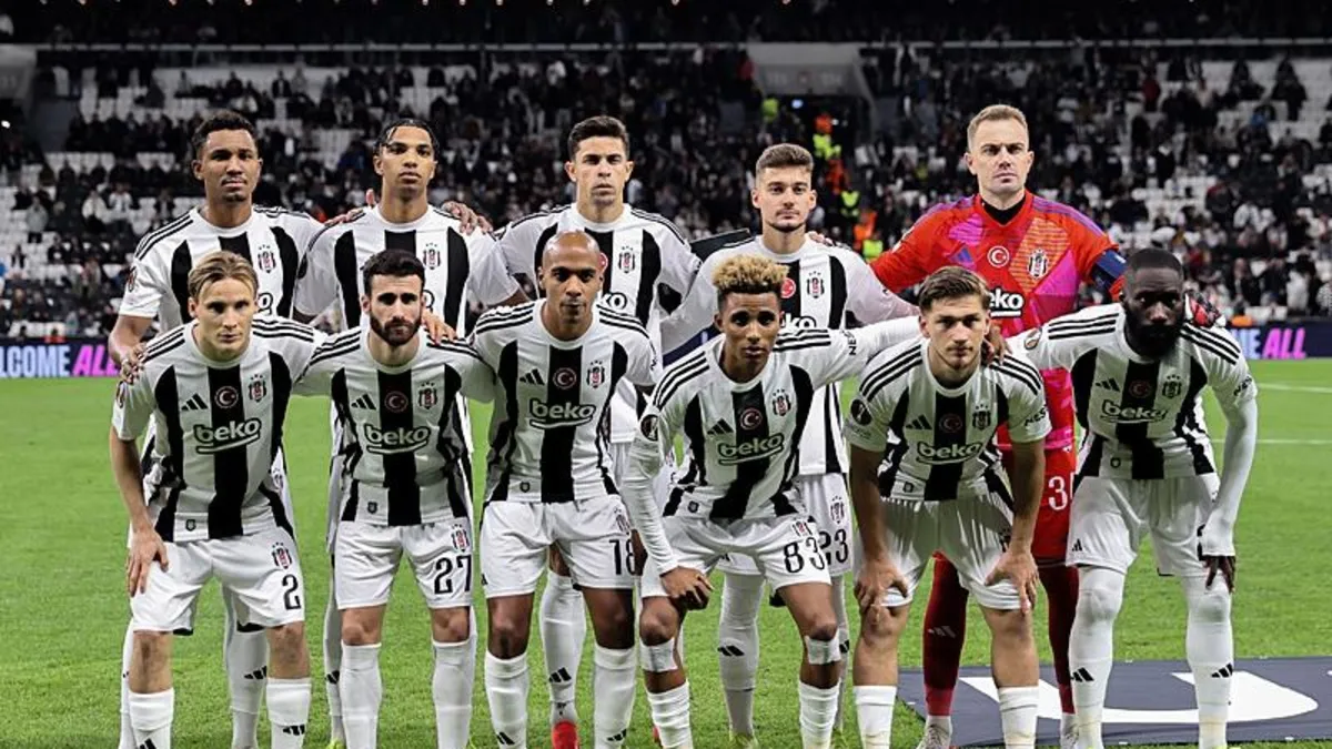 Beşiktaş kritik Başakşehir virajında! İşte Van Bronckhorst'un muhtemel 11'i