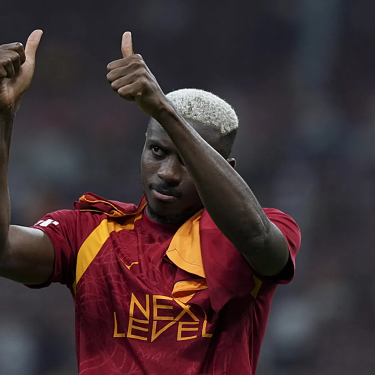 Victor Osimhen'den Galatasaraylıları Üzecek Haber: O Takıma Transfer Olmaya Sıcak Bakıyor!