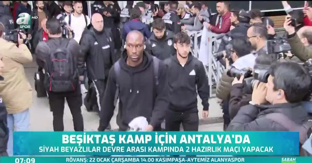 Beşiktaş kamp için Antalya'da