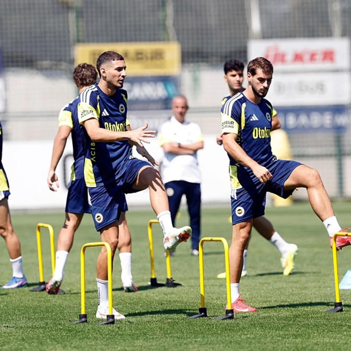 Fenerbahçe, Roma maçı hazırlıklarına başladı