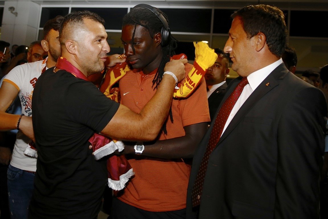Galatasaray’a Antalya’da coşkulu karşılama